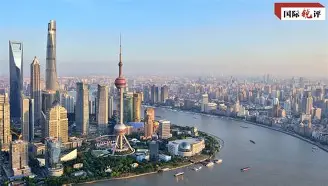 中国羽毛球队爆冷印尼羽毛球队，斯里坎特完成帽子戏法