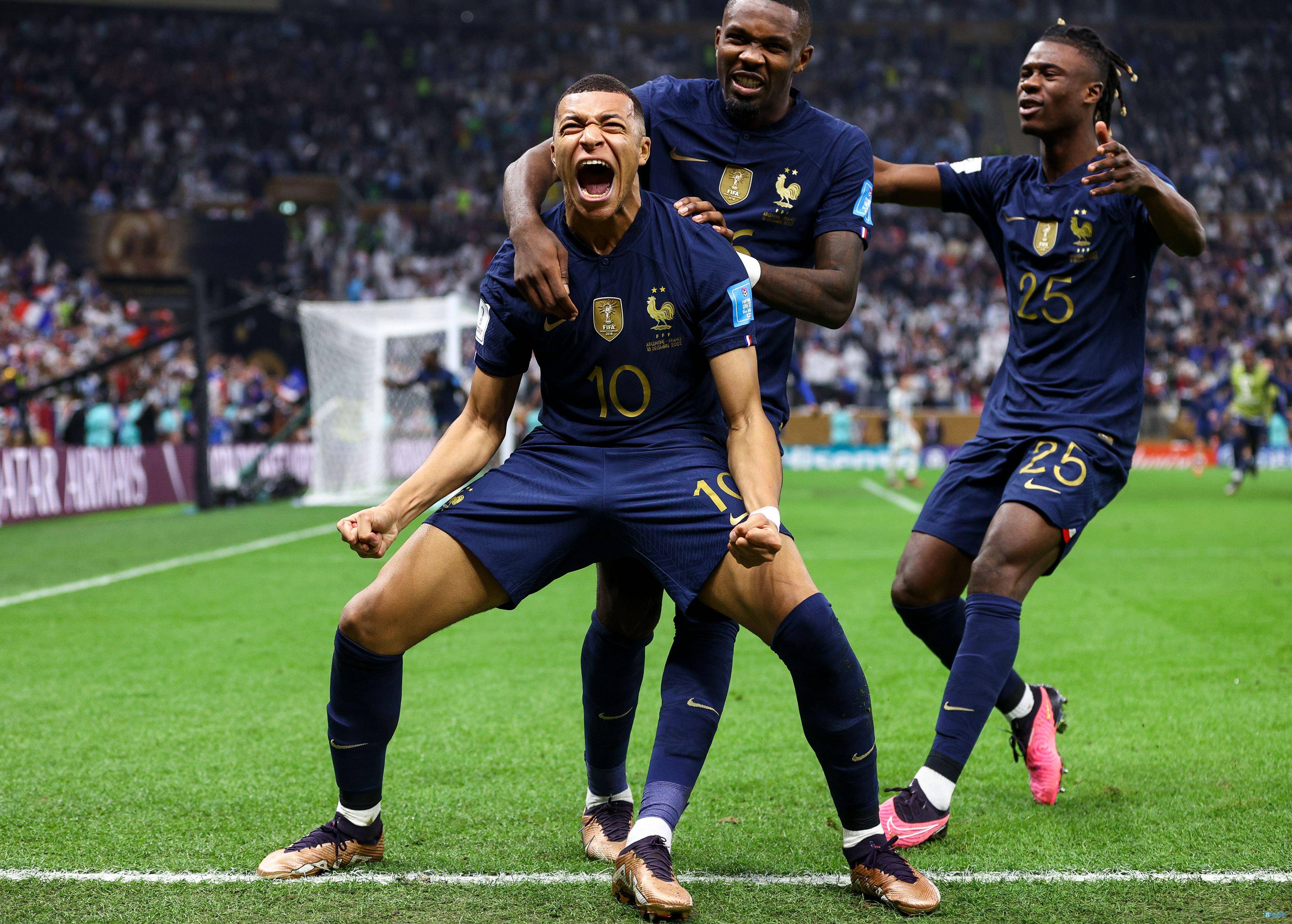 法国队险胜德国队，波尔扛起全队的简单介绍