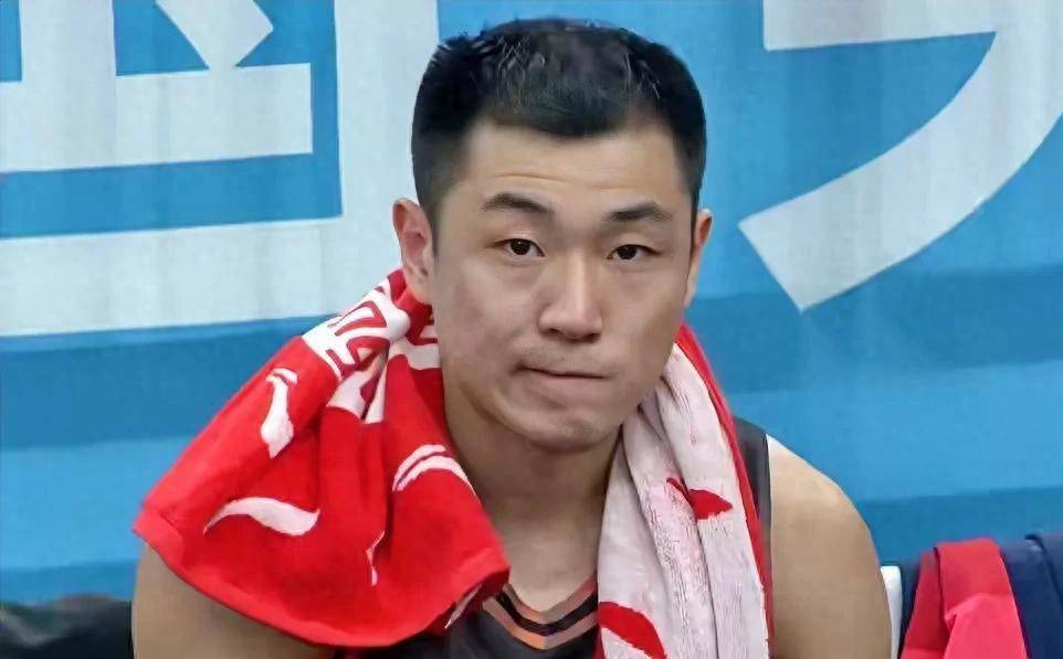 山西队险胜青岛队，高诗岩关键制胜