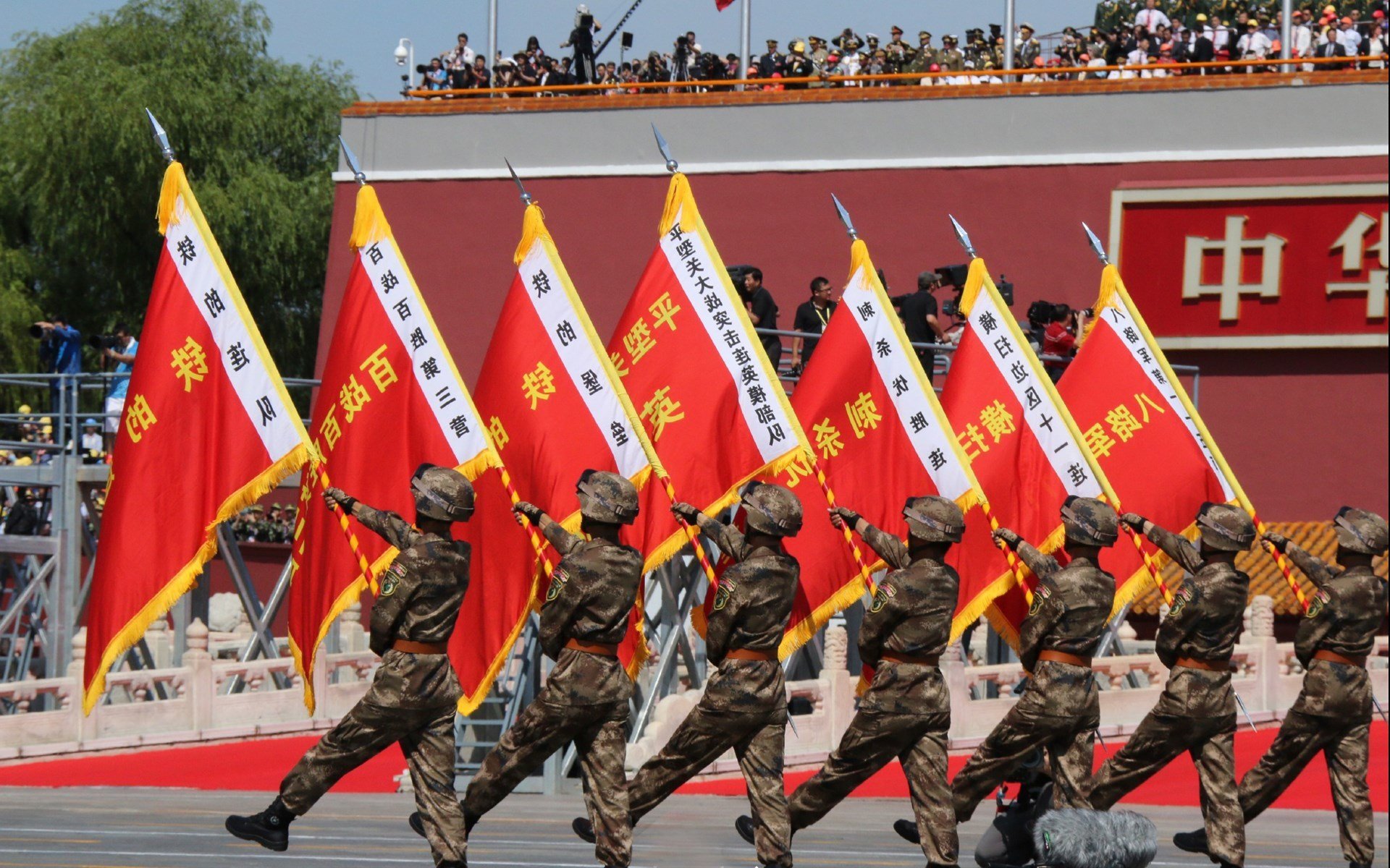 刺破非洲雄狮的心脏，2026世界杯C组焦点战，登贝莱导演绝杀，日本改写亚洲足球历史